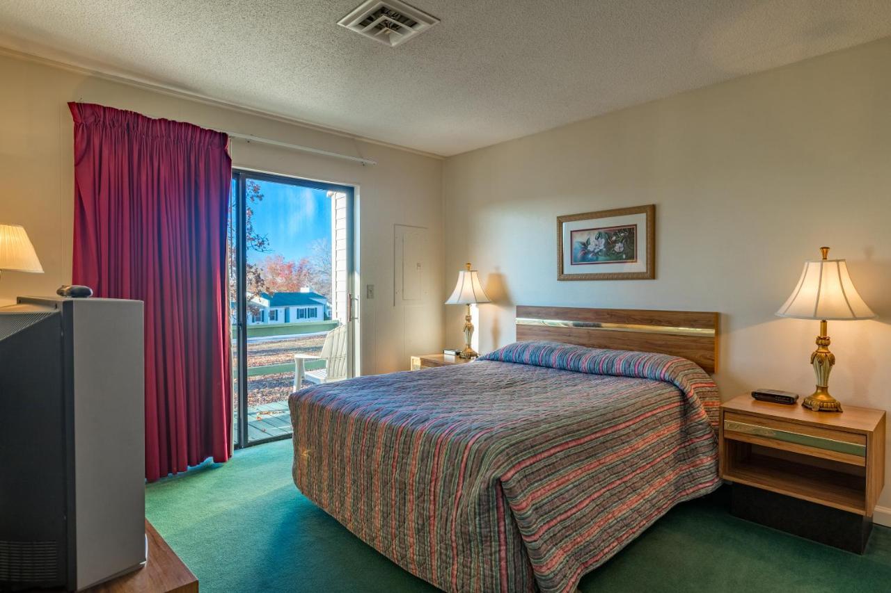 Hotel Crown At Tansi East 3*