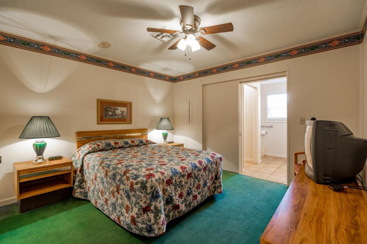 Hotel Crown At Tansi East Crossville